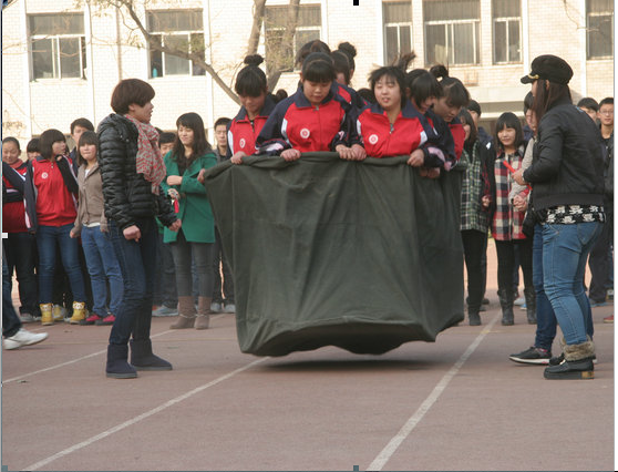 �ӱ����Q(m��o)�W(xu��)У