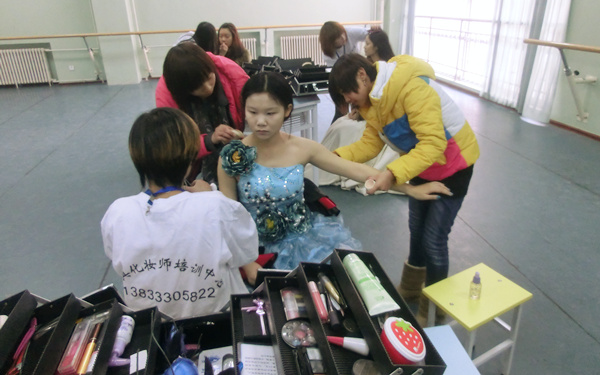 å¼ å&reg;¶å��å¸‚����å��¸åŒ�Cå|†æ��„å½��ä¸��ä¸š