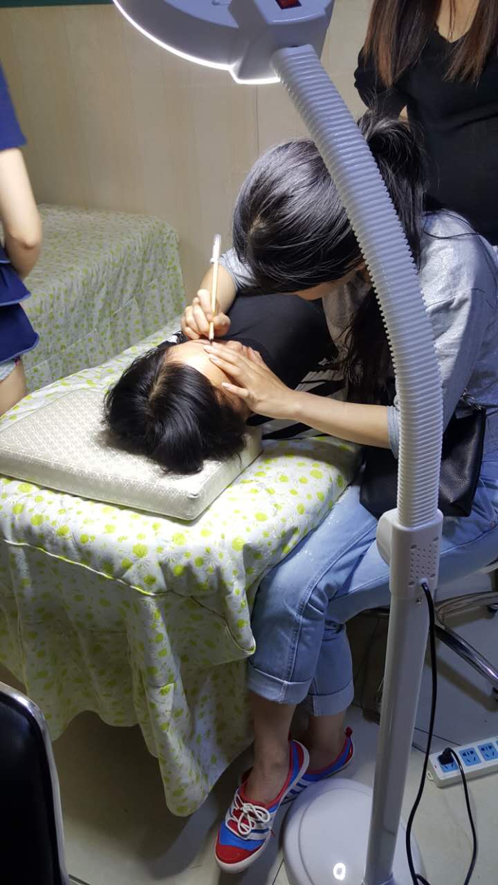 ��ɽ��s����������Ӗ(x��n)�W(xu��)У