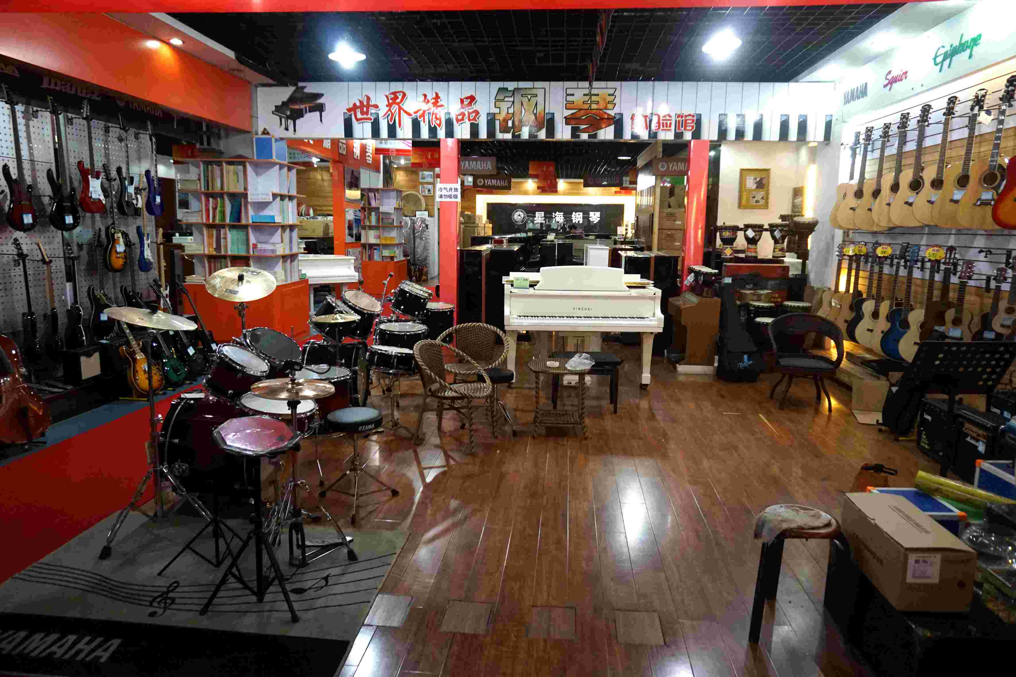 ��ɽ�Ǻ�ˇ�g(sh��)�W(xu��)У