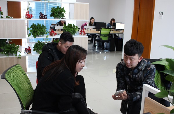 ��ɽ���h���y�WУ