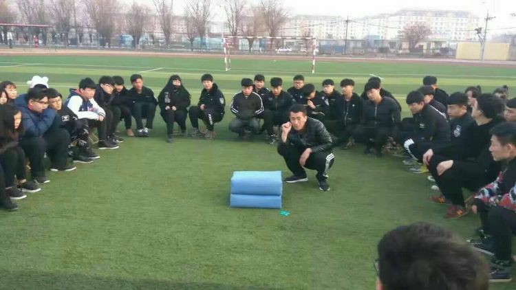 �ػʍu�|�����շ���(w��)�W(xu��)У