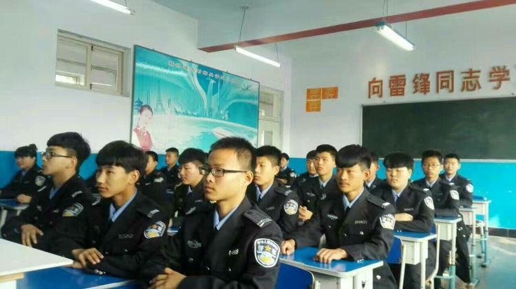 �ػʍuɽ���P(gu��n)˾�����ٌW(xu��)У