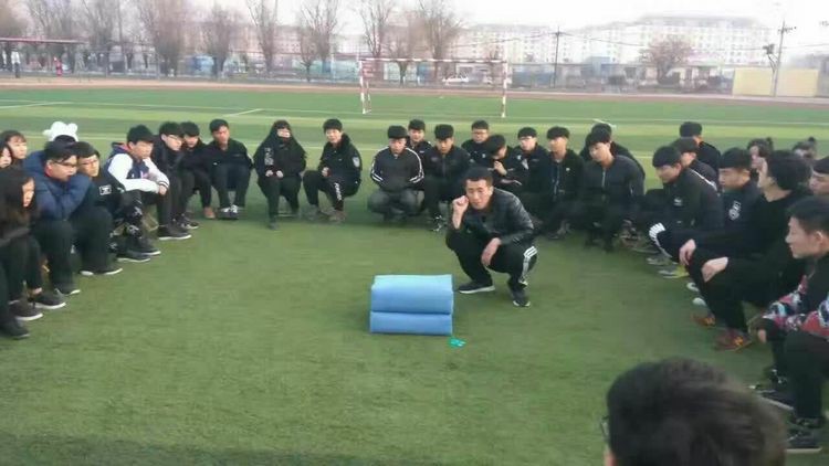 �ػʍuɽ���P(gu��n)˾�����ٌW(xu��)У