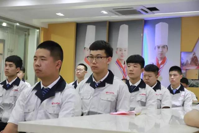 ʯ���f�|����W(xu��)У