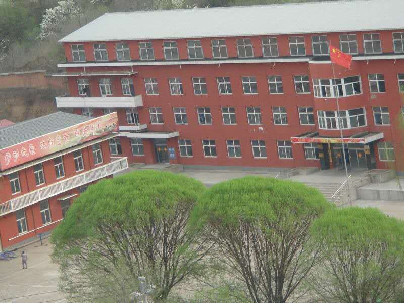 �е���Դ�еȌ��I(y��)�W(xu��)У�h(hu��n)���Æ���