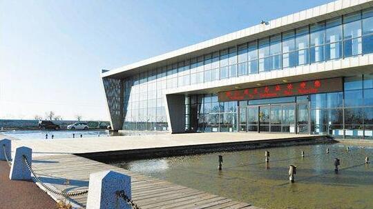 ��ɽ��(sh��)�(y��n)�еȌ��I(y��)�W(xu��)У��ô�����ò����أ�