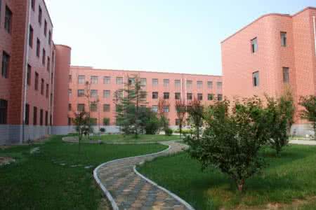 �ӱ���ͨ�I(y��)���g(sh��)�W(xu��)Ժ��һ��ʲô���|(zh��)�ČW(xu��)У��