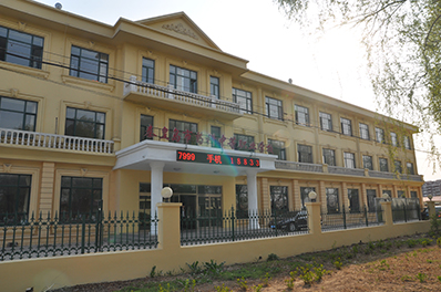 �ػʍuˎ���е��I(y��)�W(xu��)У��ô�����͘I(y��)�΄�(sh��)�Æ���