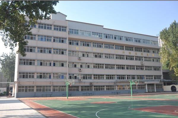 ʯ���f�W(xu��)ǰ�����еȌ��I(y��)�W(xu��)У��ô�ӣ�