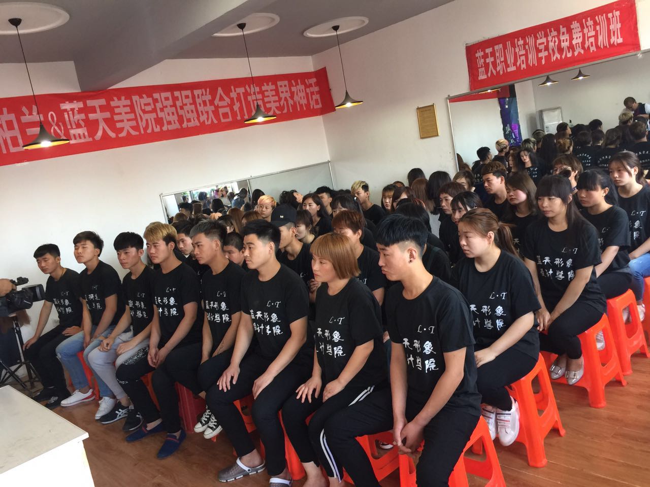 �����{(l��n)���������l(f��)�W(xu��)У��ô�ӣ��͘I(y��)�����