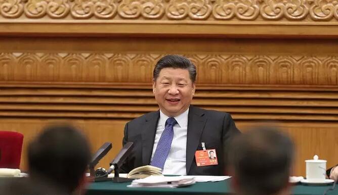 �f���������������ƽ�ɕ��ϵ��������