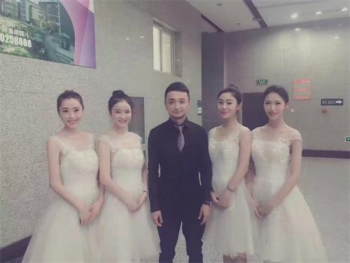 ����У�@�С�֮��Ԓ�Ї��񺽹����ɲ��WԺ�Aҕ�̌W�^(q��)�Ժ�L