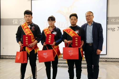 �����|�������W(xu��)У��һ��У�������Մ���A�M�_չ 