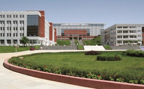 ���Ӳ��܈󿼳е¼�У�W(xu��)Ժ��