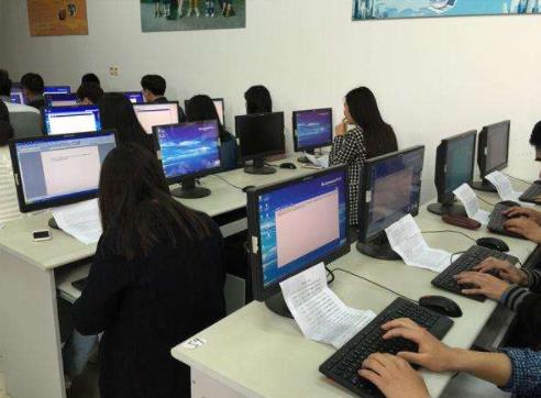 ������A��Ӗ(x��n)�W(xu��)Ժ