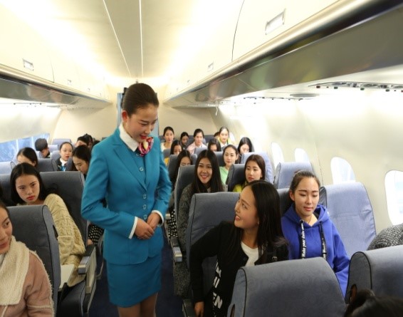 �Ї��񺽹����ɲ��W(xu��)ԺУ�@�Շ���ô����