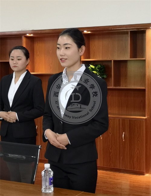 �����F���I(y��)�W(xu��)У������������Ƹ��(hu��)�A�M�e�k��