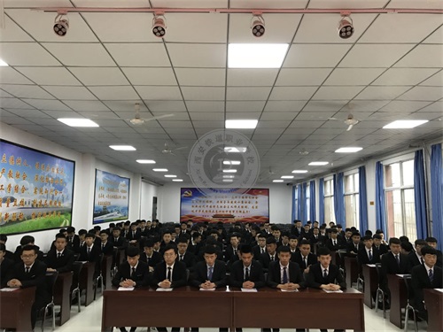 �����F���I(y��)�W(xu��)У������������Ƹ��(hu��)�A�M�e�k��