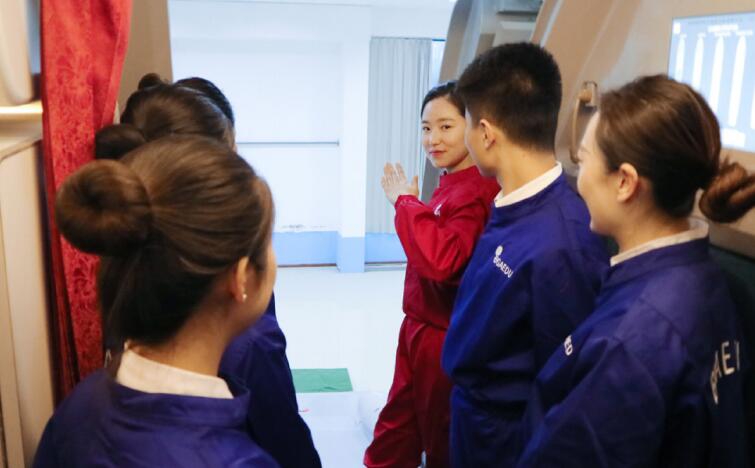 �C�������ܒ�����X��