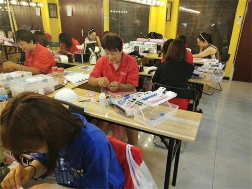 ��ɽ�ں����W(xu��)�����O(sh��)Ӌ��Ӗ(x��n)�W(xu��)У����Щ��(y��u)����