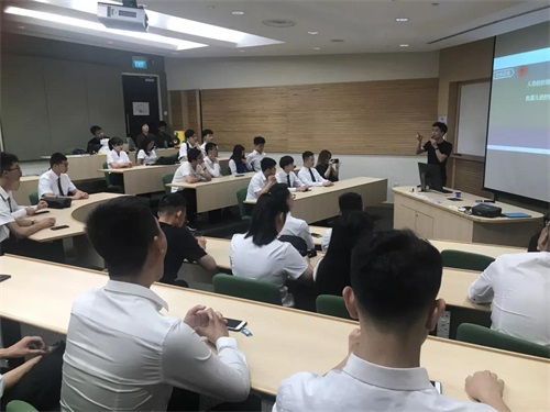 �����F���I(y��)�W(xu��)У�W(xu��)�����¼����_(k��i)����(gu��)�H������ƪ�� 