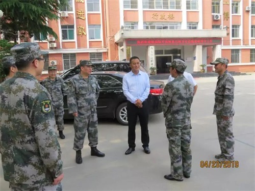 �ӏ�(qi��ng)܊���ں� ���������F���I(y��)�W(xu��)У܊�»�����ˮƽ