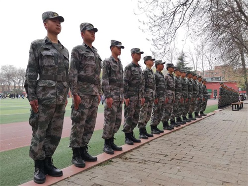 �ӏ�(qi��ng)܊���ں� ���������F���I(y��)�W(xu��)У܊�»�����ˮƽ