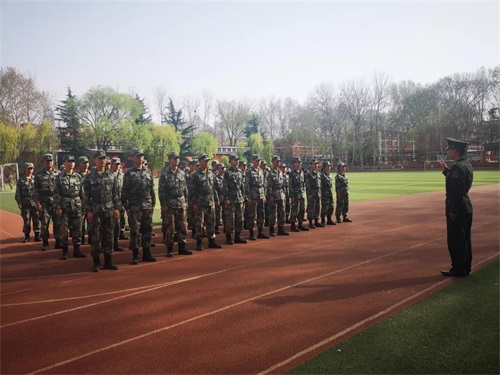 �ӏ�(qi��ng)܊���ں� ���������F���I(y��)�W(xu��)У܊�»�����ˮƽ