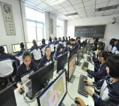 ʯ���f��(li��n)�Ќ��W(xu��)У����Щ��(y��u)�����ߣ�