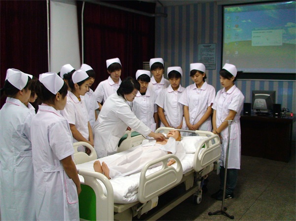 �ػʍuˮ�\(y��n)�l(w��i)���W(xu��)У��ӆ�ΰ�����