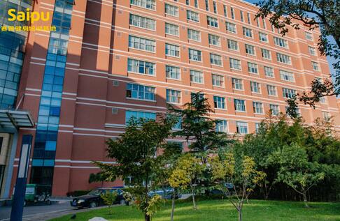 ������Ӗ(x��n)�����̾��ČW(xu��)У����Щ��