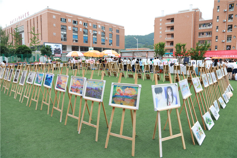 �ɶ����»��߼������WУ������Щ���I(y��)��