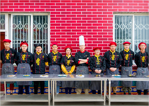 �ɶ�������W(xu��)У�������߀��ʲô��(zhu��n)�I(y��)��