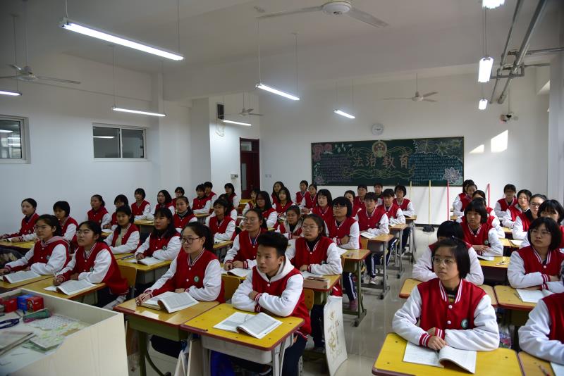 ʯ���f�ЌW(xu��)ǰ�����еȌ��I(y��)�W(xu��)У��3+2���I(y��)����