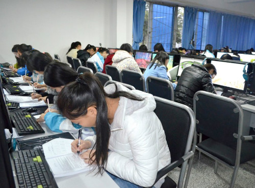 �Ĵ���ʢ�����W(xu��)У��ô�������_�O(sh��)����Щ���I(y��)��