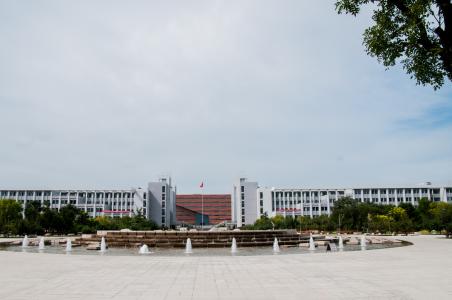 ���˸߿���ô�x��W(xu��)У��