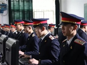 ��Ӹ����\�ӷ���(w��)�c������ô����