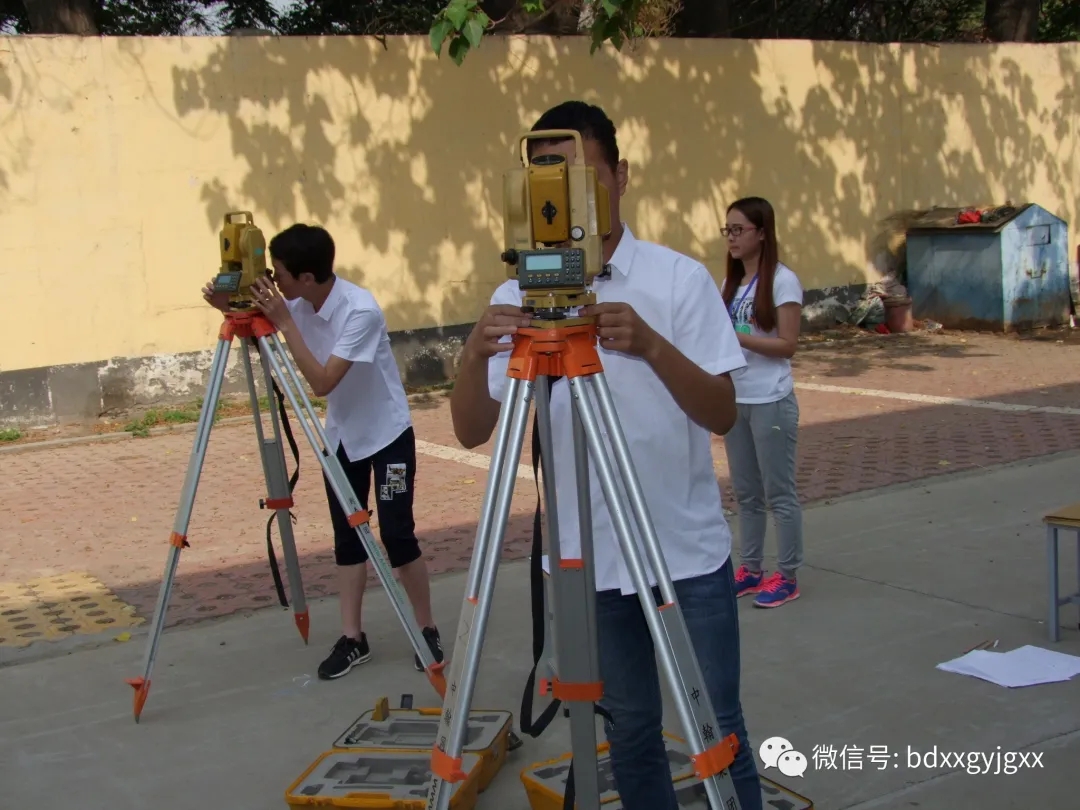 �������d��У���ͅR��(b��o)�ݳ������ܹ�(ji��)�_ʼ����