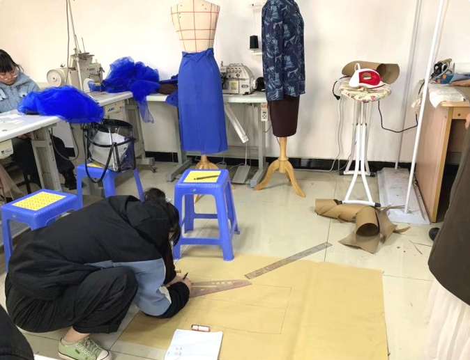 �W(xu��)���b�O(sh��)Ӌ(j��)�x�����������W(xu��)У��