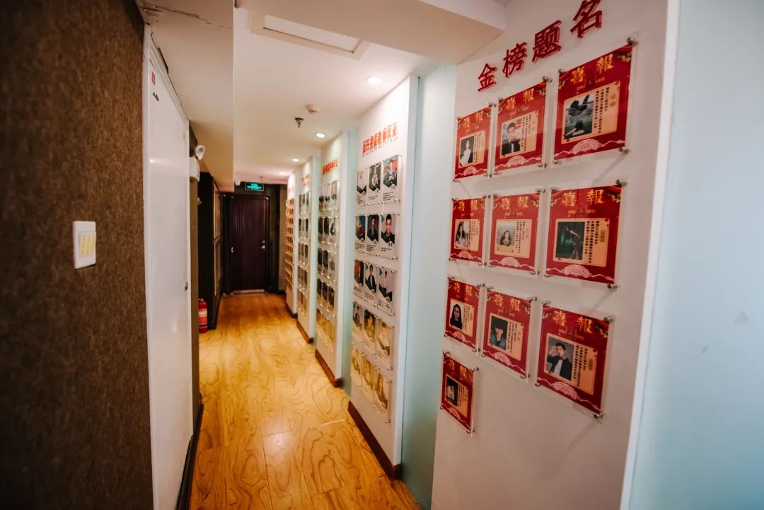 �ػʍu�����������־���(d��o)ˇ�g(sh��)�W(xu��)У2021��������(ji��n)��