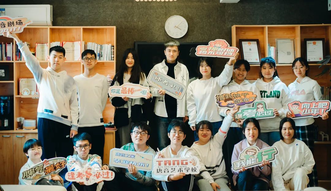 �ػʍu�����������־���(d��o)ˇ�g(sh��)�W(xu��)У2021��������(ji��n)��