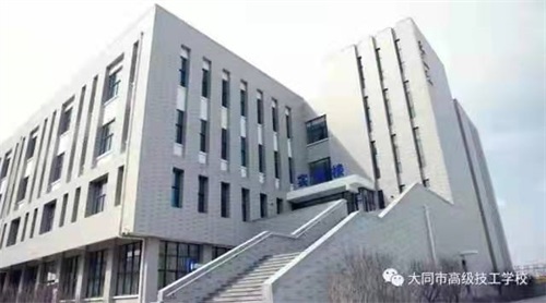 ��ͬ�и߼������WУ��������