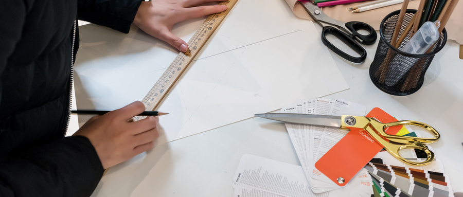 �ػʍu�|�����b�W(xu��)У�_�O(sh��)��Щ�n�̰ࣿ