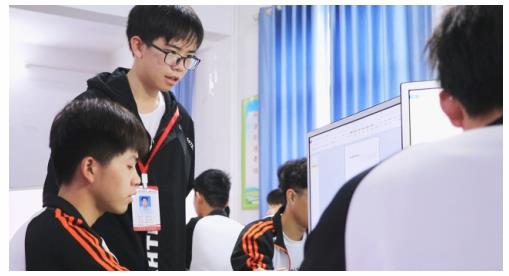 �V���Ƽ����Q(m��o)�߼������WУ��������