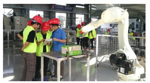 �V���Ƽ����Q(m��o)�߼������WУ��������