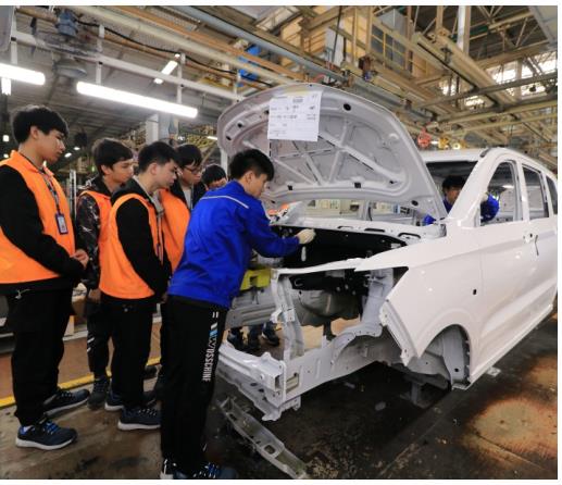 �V���Ƽ����Q(m��o)�߼������WУ��������