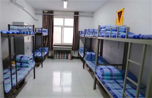 �ӱ�ʡ��ͨ�I(y��)���g(sh��)�W(xu��)У��־�ɳ�����У�@������؈Ԍ����� 