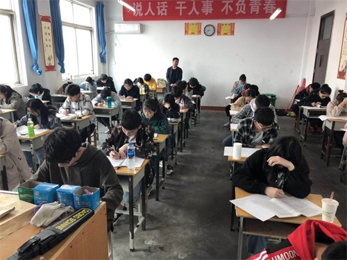 ��ꖚW���W(xu��)У������(ji��n)��