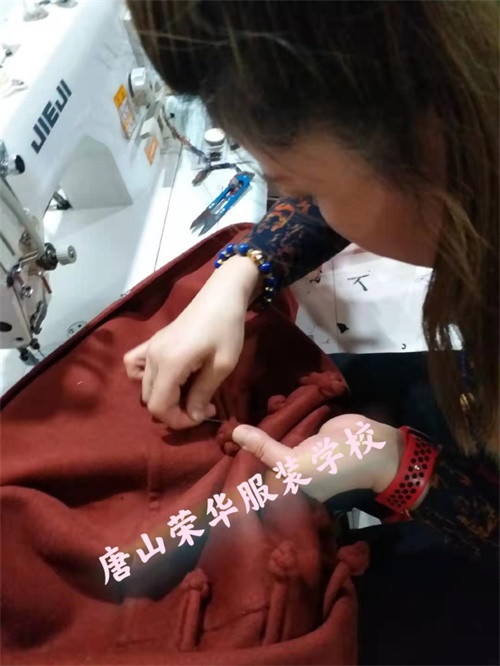 ���b������ô�W(xu��)��(x��)�� 